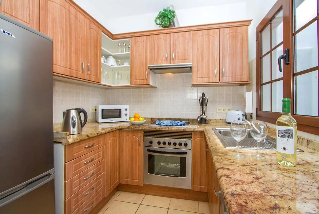 Vila Emilia Playa Blanca