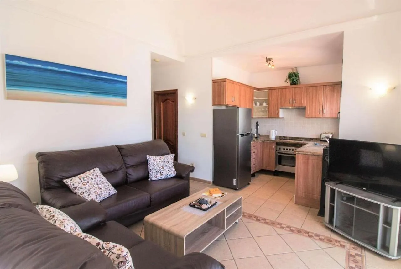 Vila Emilia Playa Blanca  Španělsko